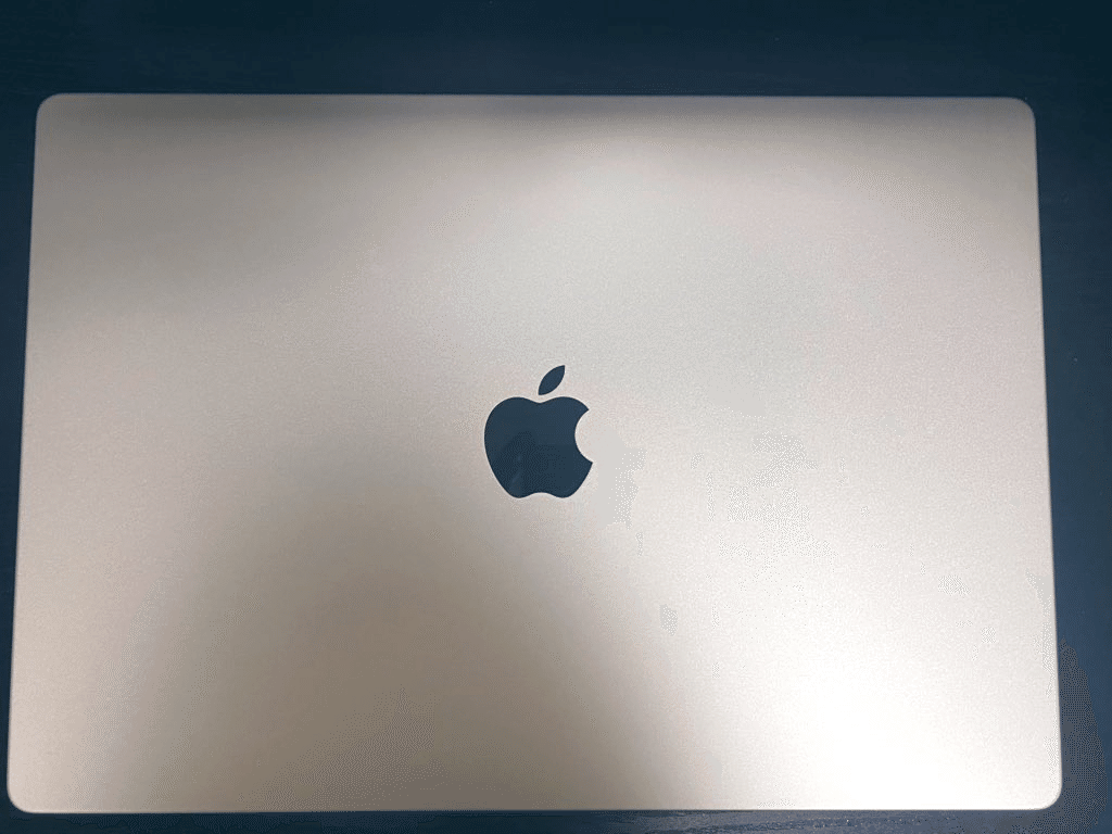 Mac Book air  早い者勝ちです❗️