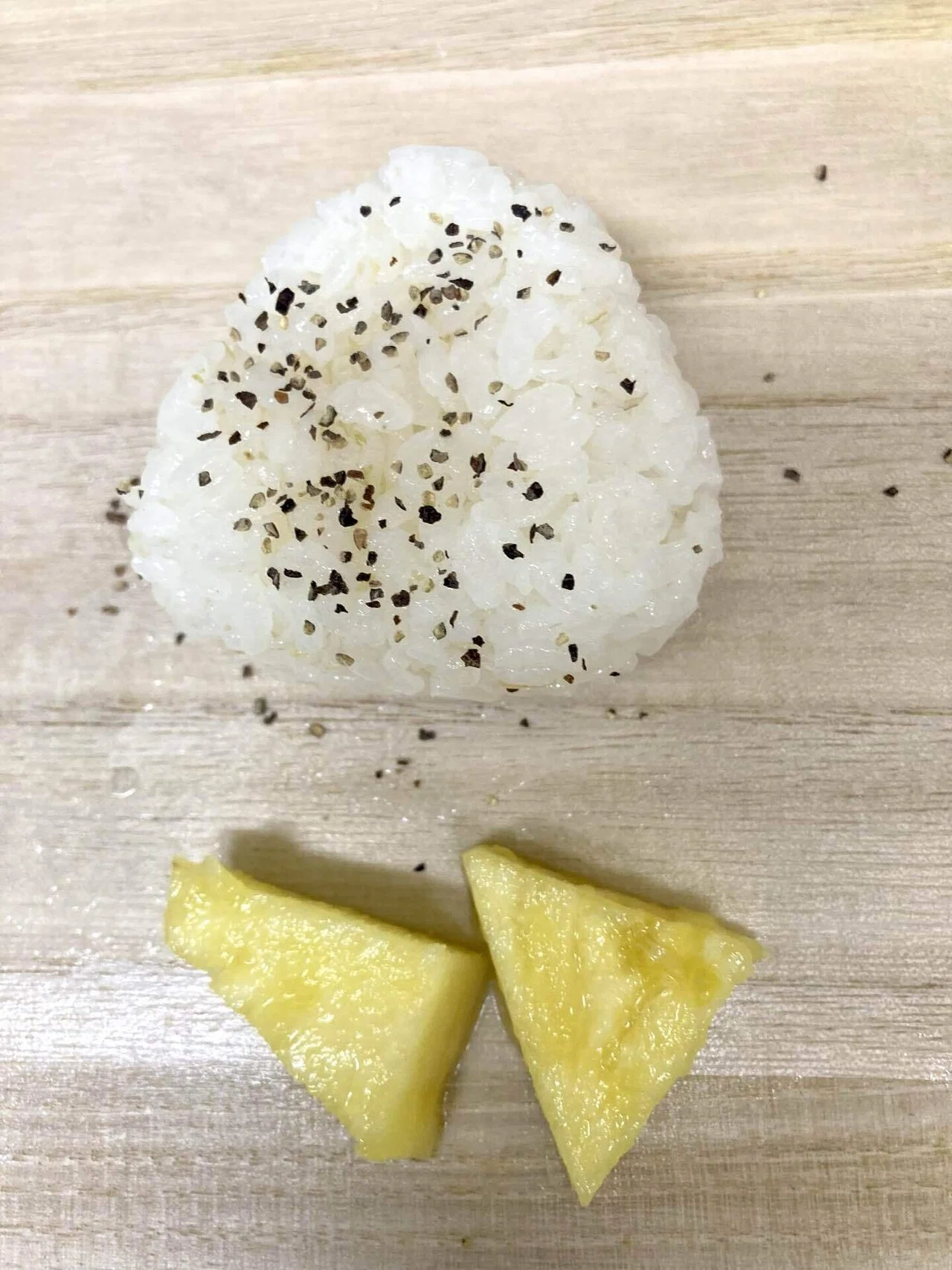 おにぎり　パイナップル独りウェイ picture_pc_59c15f075799d738461