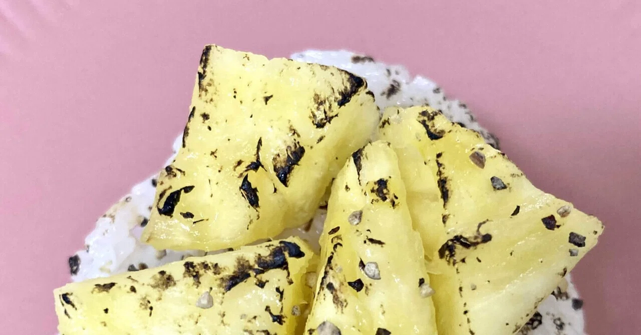 パイナップルと黒胡椒おにぎり｜onigiri 研究室