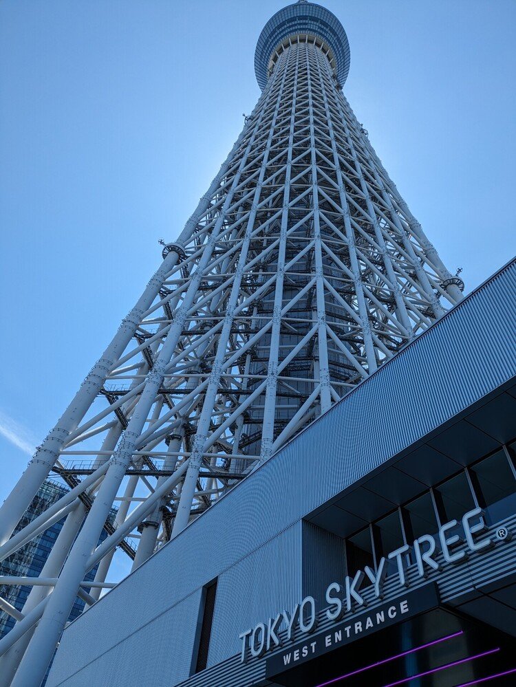 せっかく東京に来たのでどこか東京らしい観光地に行こうということになり、開業11年目にして初めて東京スカイツリーに行ってきました。