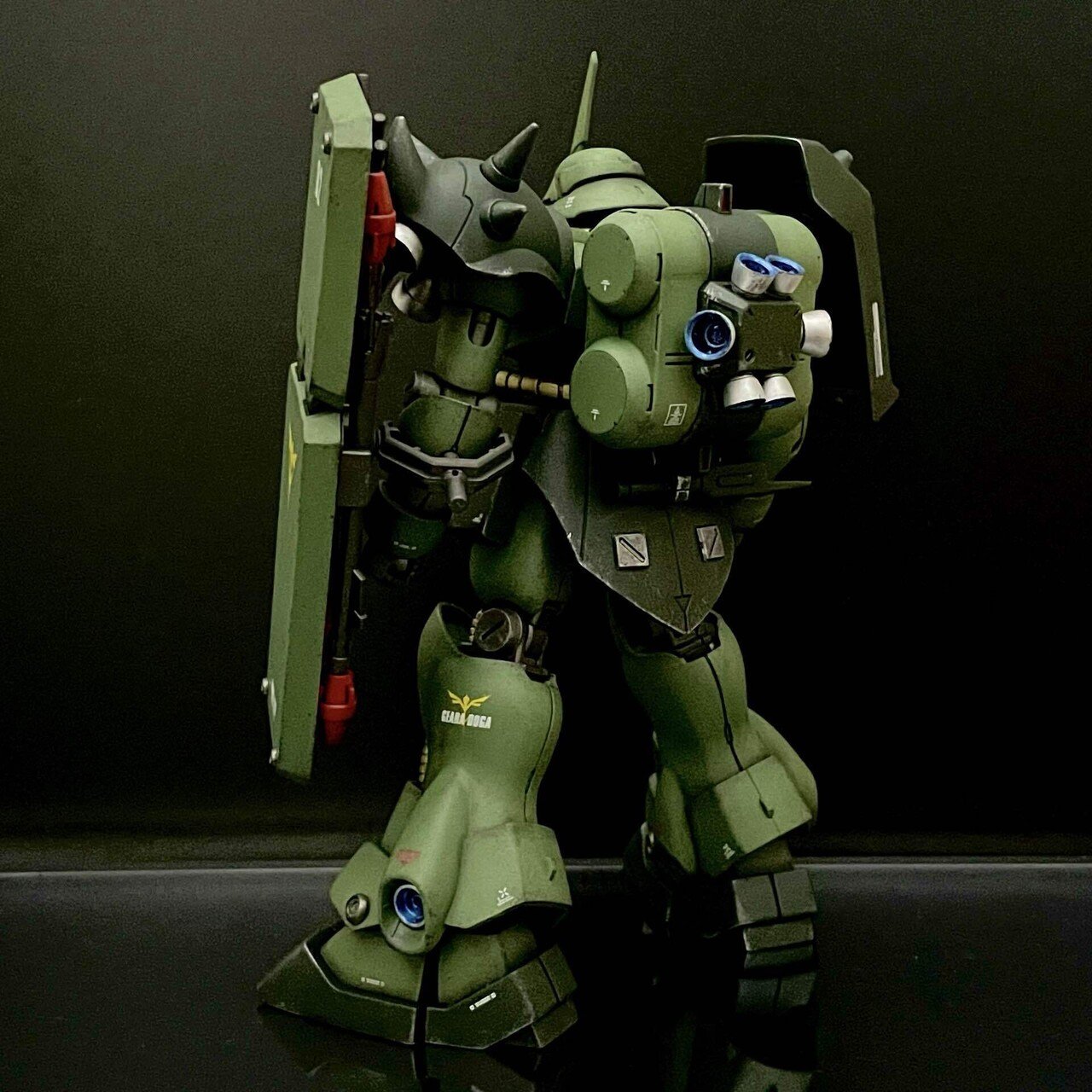 プラモデル】HG ギラ・ドーガ（機動戦士ガンダム 逆襲のシャア）｜酒井