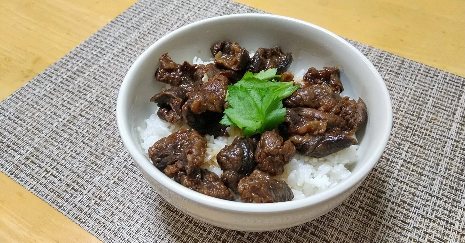 マンガ飯・料理】漫画『美味しんぼ』の「牛スジ肉丼」をもう一回再現