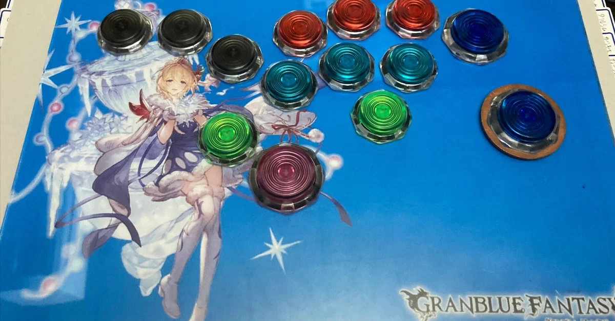 いろいろしくじりながらアクリル板で自作レバーレスケースを作成 いろいろしくじりながらアクリル板で自作レバーレスケースを作成