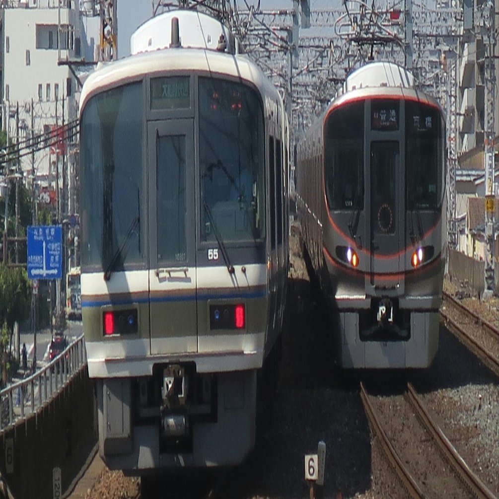 o*a様 【平成20年頃】JR西日本ポケット時刻表　大和路線大阪環状線路線　約4 オレンジ色の大阪環状線「201系電車」6月7日引退 新型の323系電車に