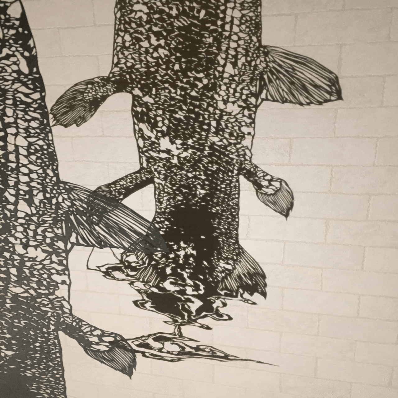 切り絵/ シーラカンス 夢をみる｜切り絵作家 ひら子