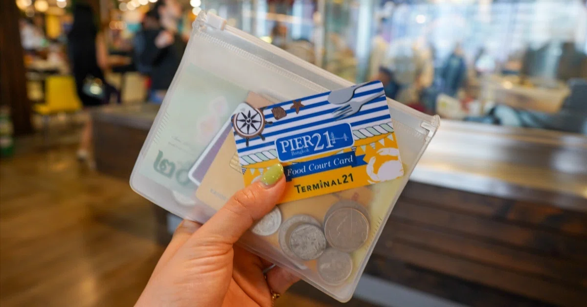 33カ国120都市以上旅したわたしの【旅先での貴重品管理】について 