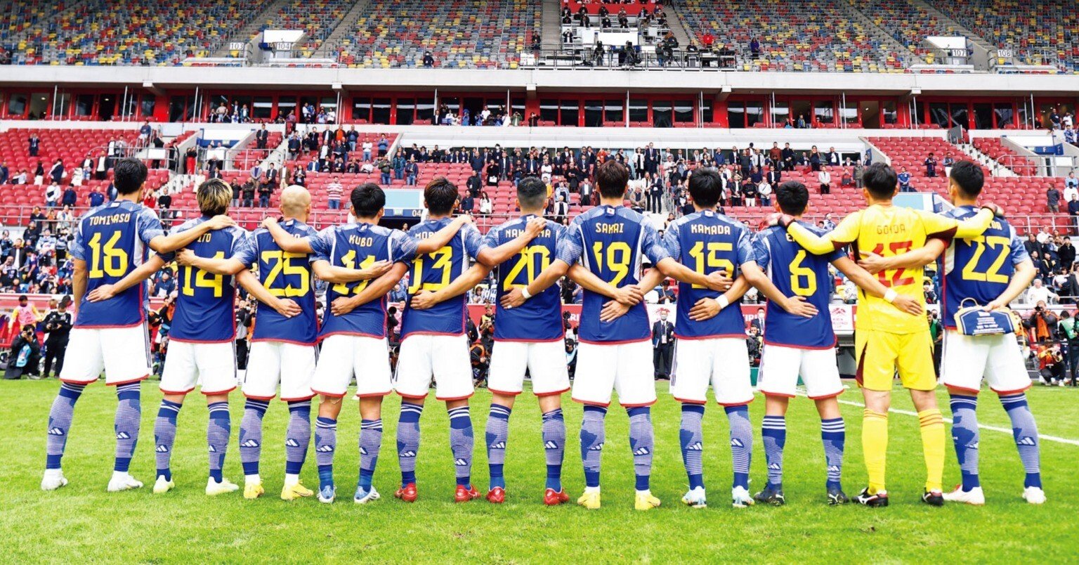 サッカー日本代表。テクニカルデベロップメントプログラムポロシャツ 歴代日本代表と「中盤の守備の曖昧さ」 W杯で追求すべきはゾーンか