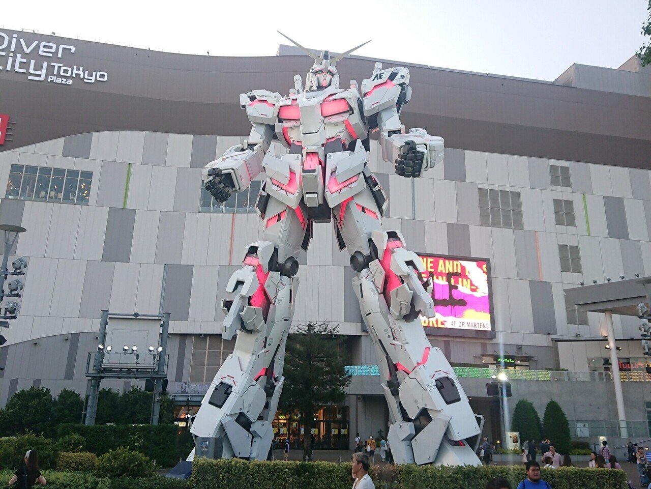 ガンダムユニコーン　実機 SANKYO Pフィーバー機動戦士ガンダムユニコーン 再来-白き一角獣