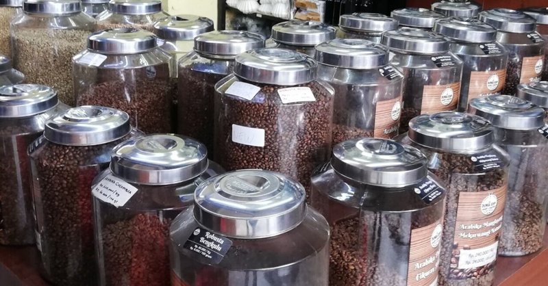 ジャカルタの原価コーヒー豆店