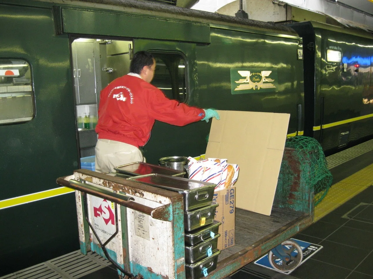 トワイライトエクスプレスにて 08年10月 一部09年1月 しまランチ Note