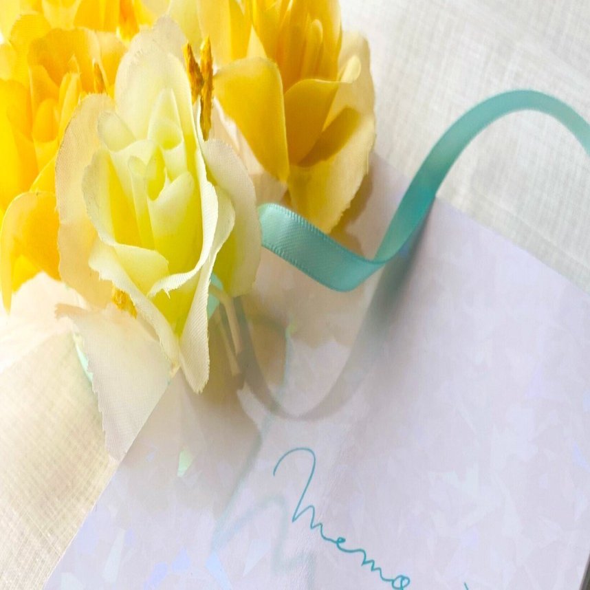 自家通販の同人誌をちょっと可愛く包んだ話｜Kaede