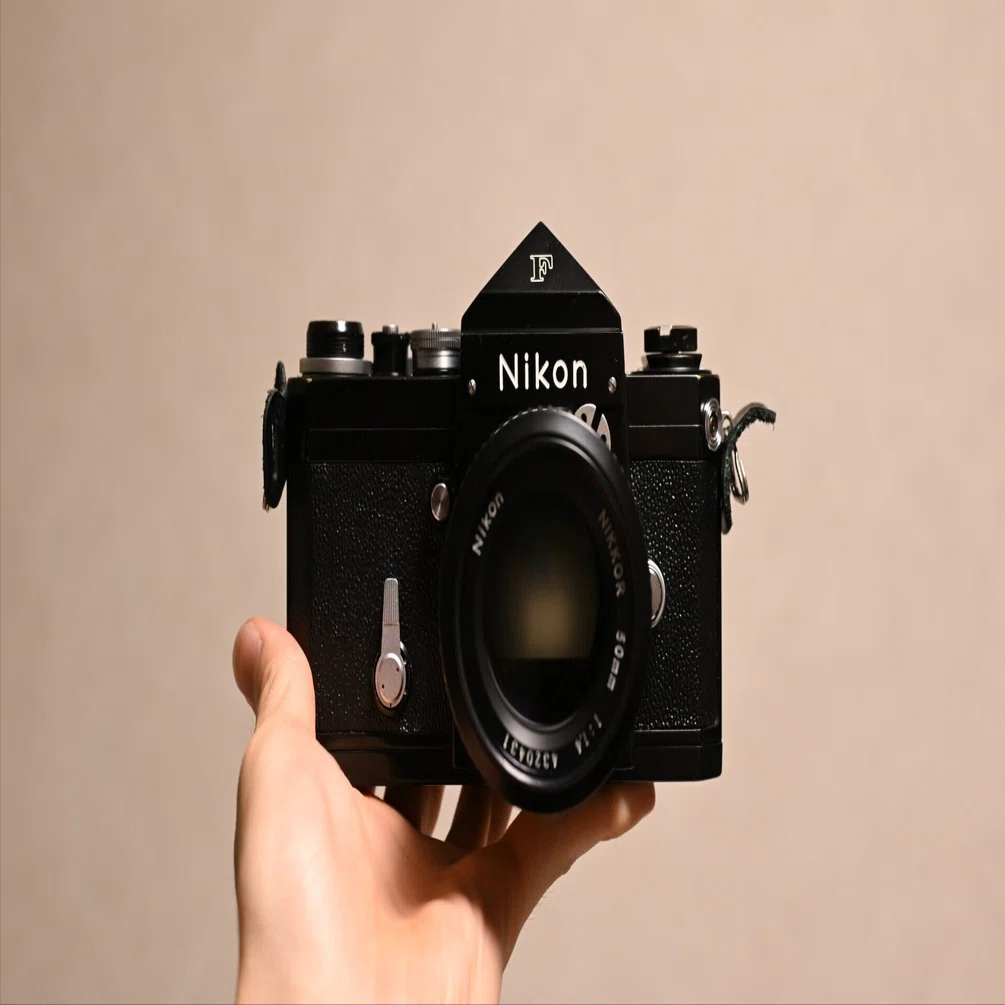デジタル化が世界的に進んでいる今、機械式フィルムカメラを買った話