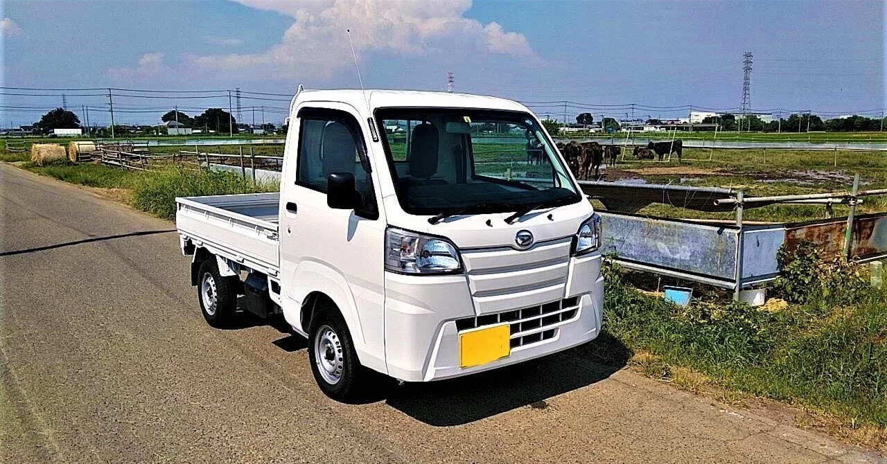平成28年式ダイハツ ハイゼットトラック5MT4WD ｽﾀﾝﾀﾞｰﾄﾞ 売切御免 