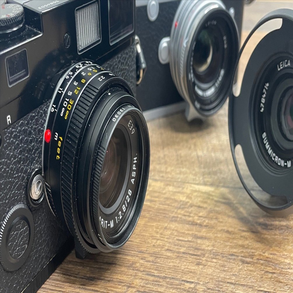 【セール中】Leica elmarit90mm f2.8 フード組込 Elmarit-R 90mm f2.8 2nd | ライカカタログ | アトリエライカ