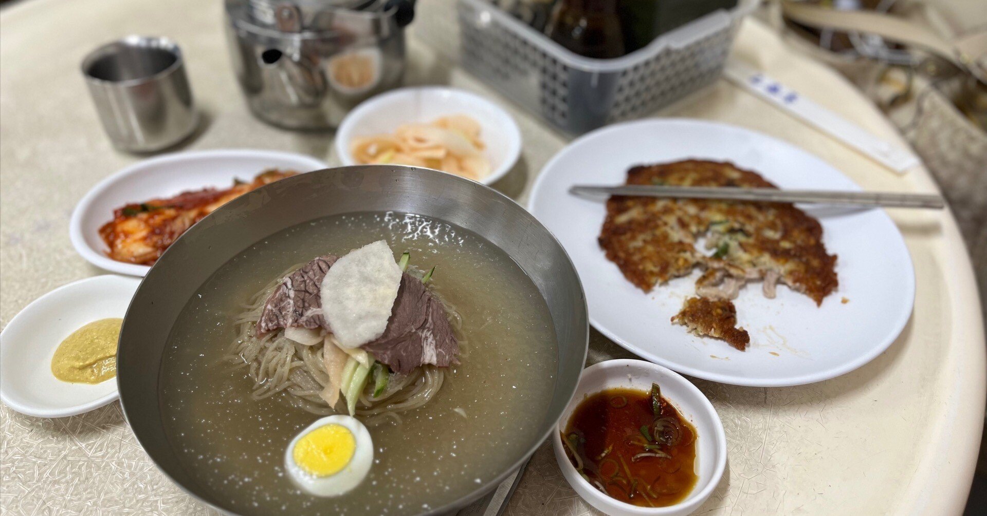夏に食べたい！ 【冷麺】 は韓国でしか食べられない味！！｜橘田