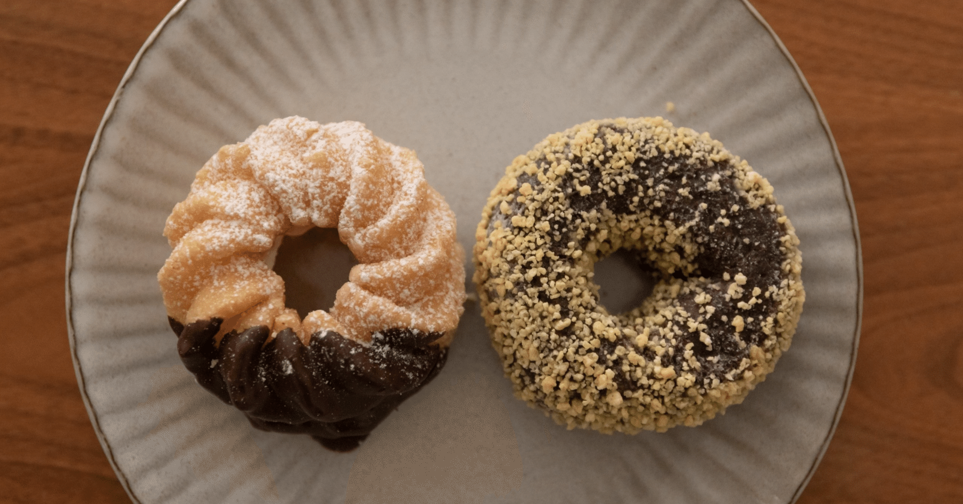 シェイク飲み比べ 〜ミスド編〜｜三谷乃亜