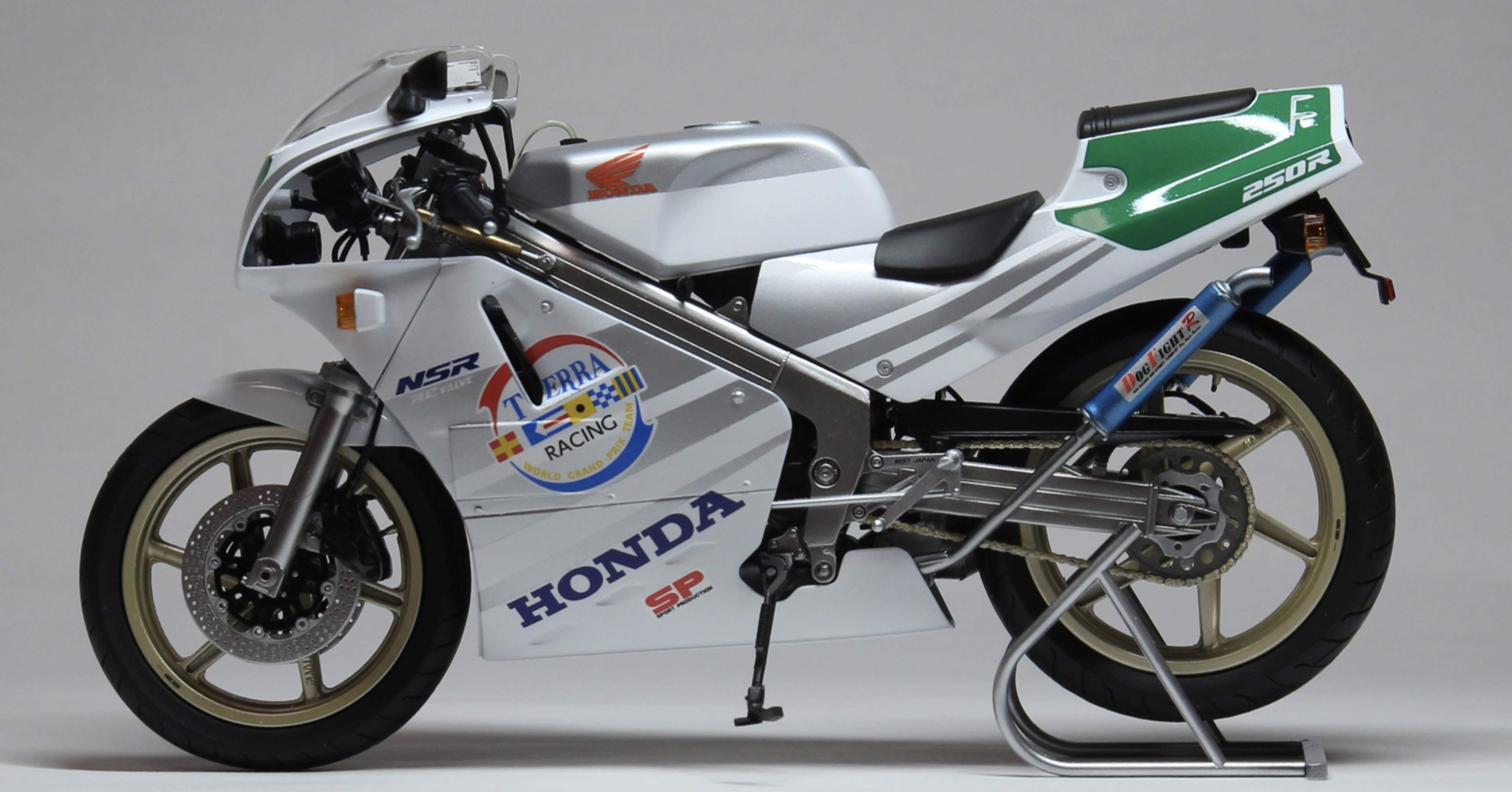 89 NSR250R SP 完成（アオシマ 1/12）｜スイートネイル