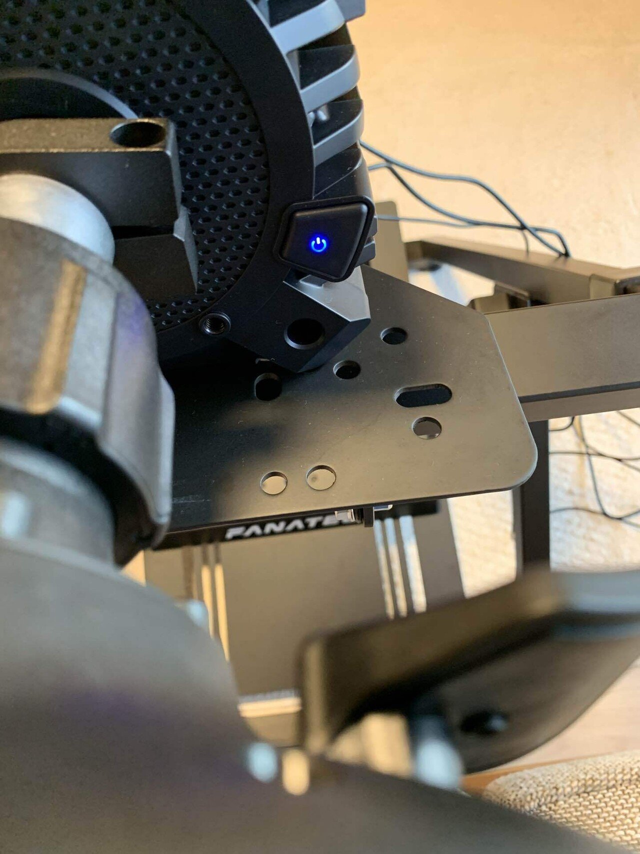 Fanatec dd pro ダイレクトドライブハンコン 動作確認済 送料込 Fanatec GT DD Pro の購入から設置まで｜ひよ子