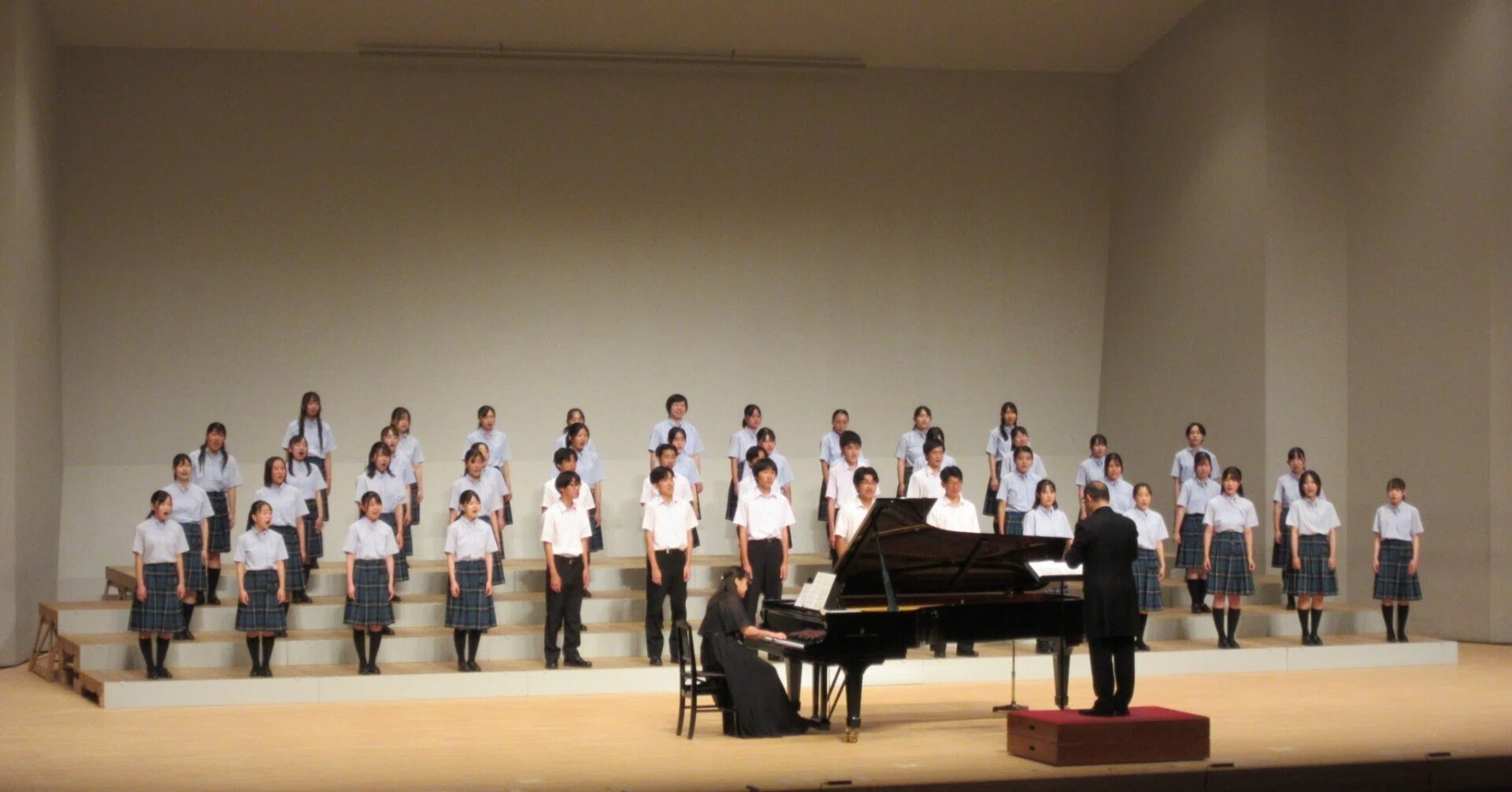 第53回会津高等学校合唱団定期演奏会が開催されました｜福島県立会津 