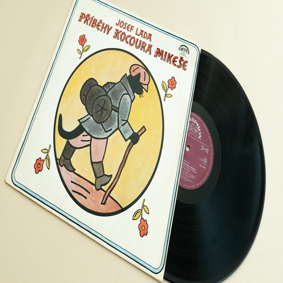 チェコ買い付け日記2023⑥「オストラバにて」｜SYSLOVBOOKS（シスロフ