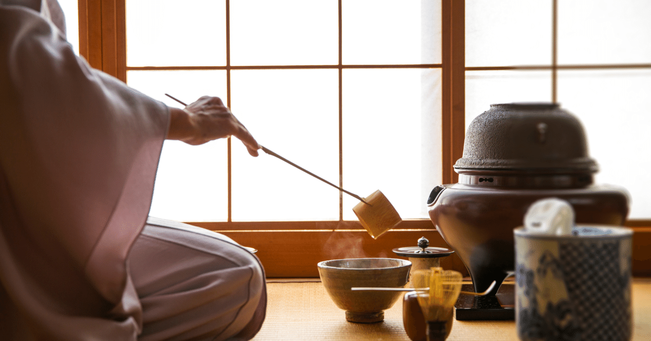 美しい古美術蔵から、凄い美しい黒とカーキ色に茶の3色