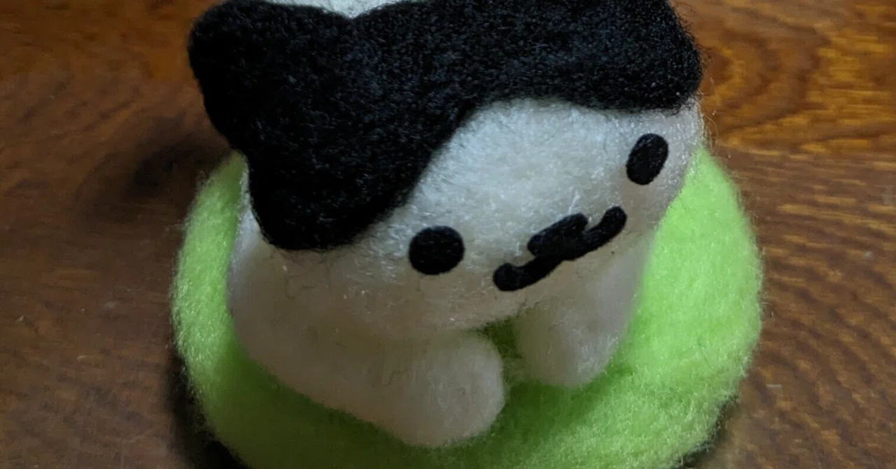 2人のルイ=^・ω・^=ニードルフェルトでねこあつめのふじでこさんを作っ