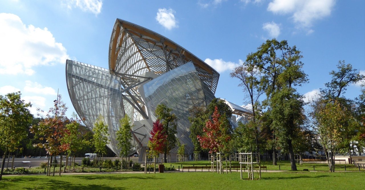 建築】コレは雲か、魚か、帆船か? フォンダシオン ルイ・ヴィトン