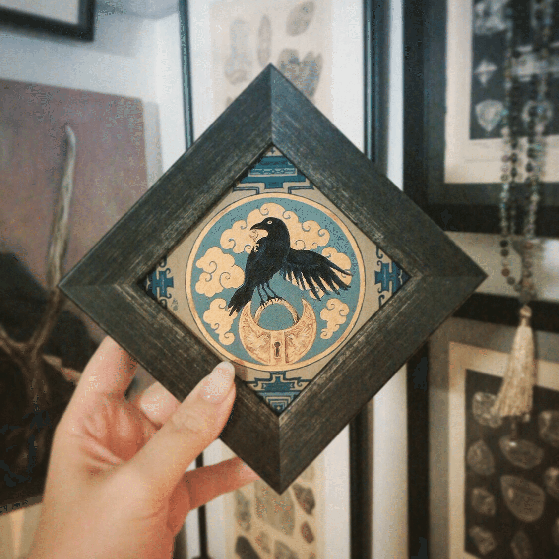 作品の物語】月の鍵を持つ八咫烏｜扇浦レミイ@妖怪画家