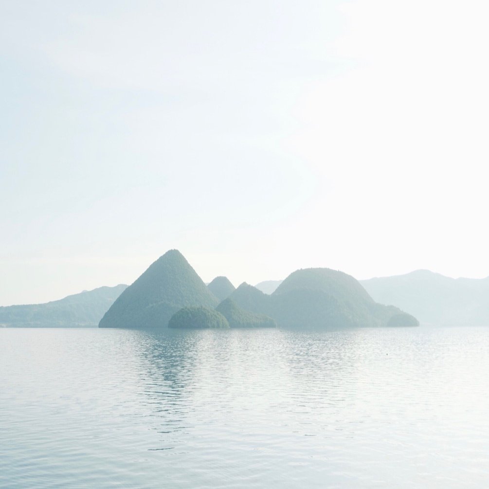 水面を眺めに、初夏の洞爺湖へ ｜Kota Ogasawara