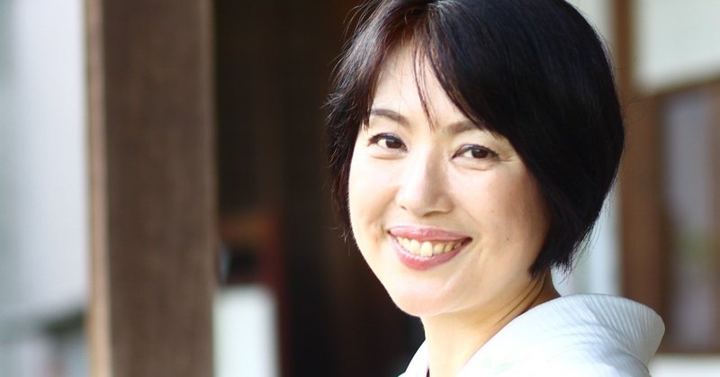 年間200回の講演活動「博多の歴女」こと、株式会社ことほぎ 代表取締役 ”白駒妃登美さん”