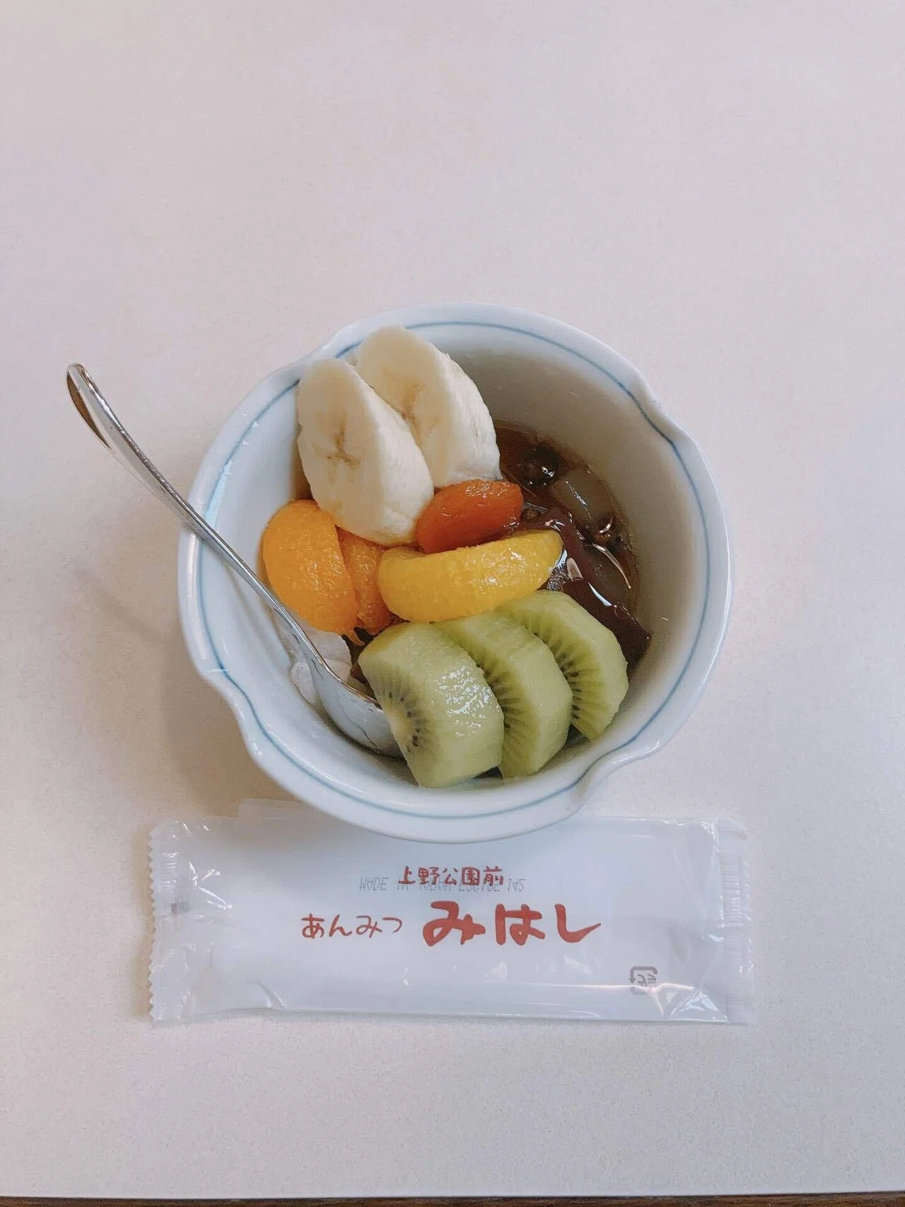 久しぶりに上野へ行ったので、みはしのフルーツあんみつを。茹だるような暑さでも、フルーツと寒天はスルッと入ってしまう。みはしのあんみつは、なに ...