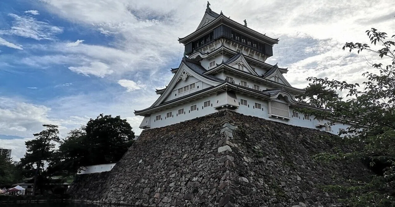 続日本100名城スタンプ】181.小倉城｜STACK