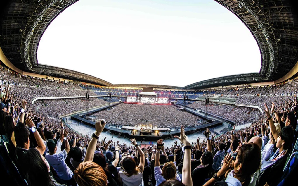 My Encounter with UVERworld: Experiencing TAKUYA∞'s Full-Power