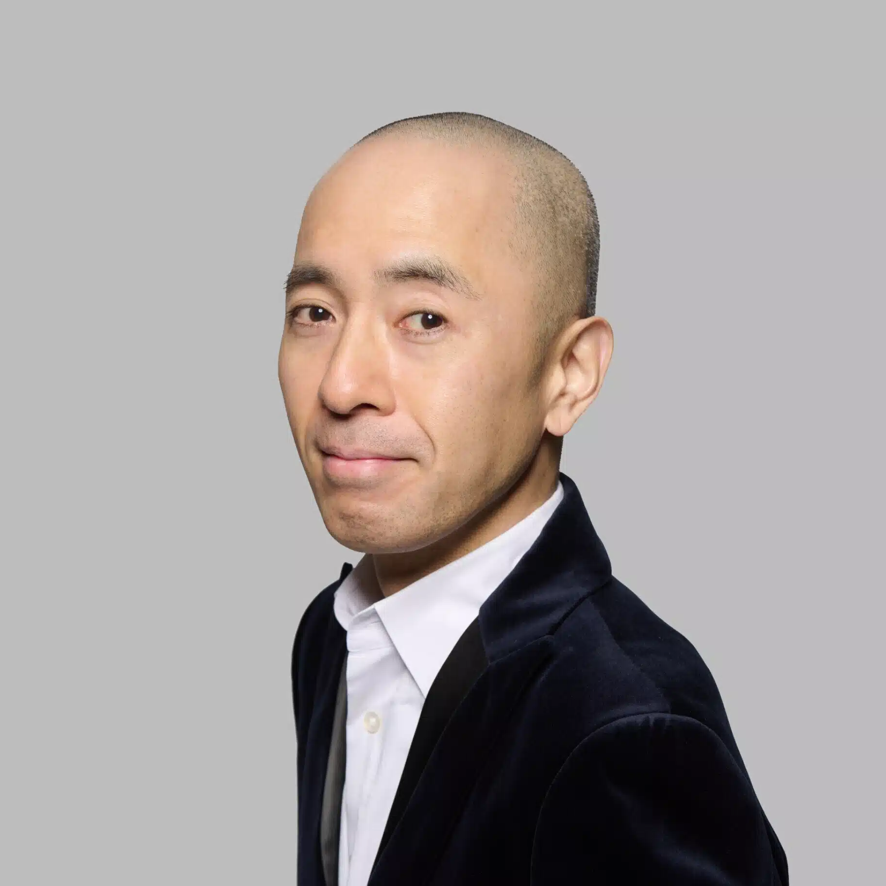 横山スバル