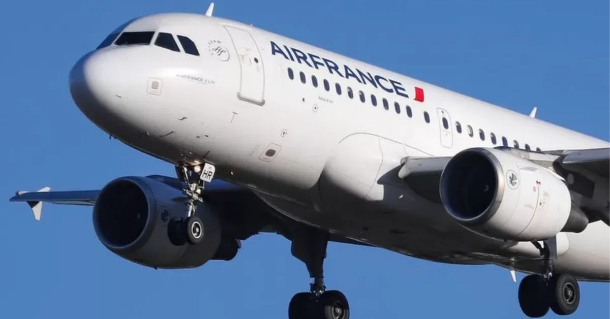 Travel Train Flight 🇫🇷 France: Some domestic short-haul flights banned, rail travel ...