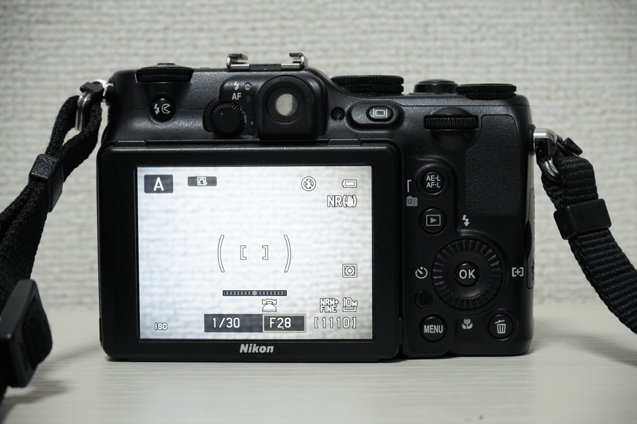 Nikon Coolpix P7100 CCD デジタルカメラ バッテリー3個 COOLPIX P7100