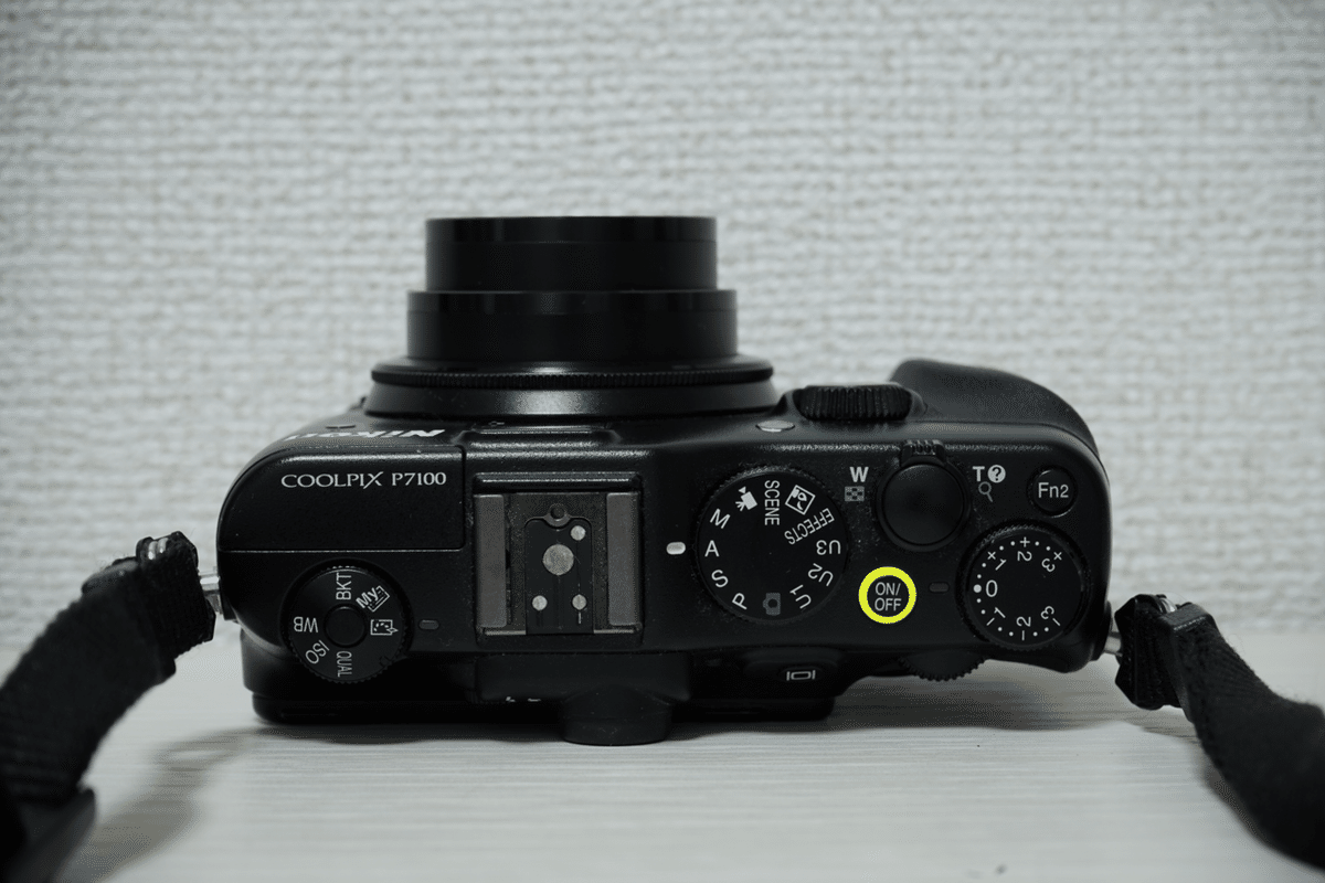 ニコン最後のCCDコンデジ COOLPIX P7100｜びろーど