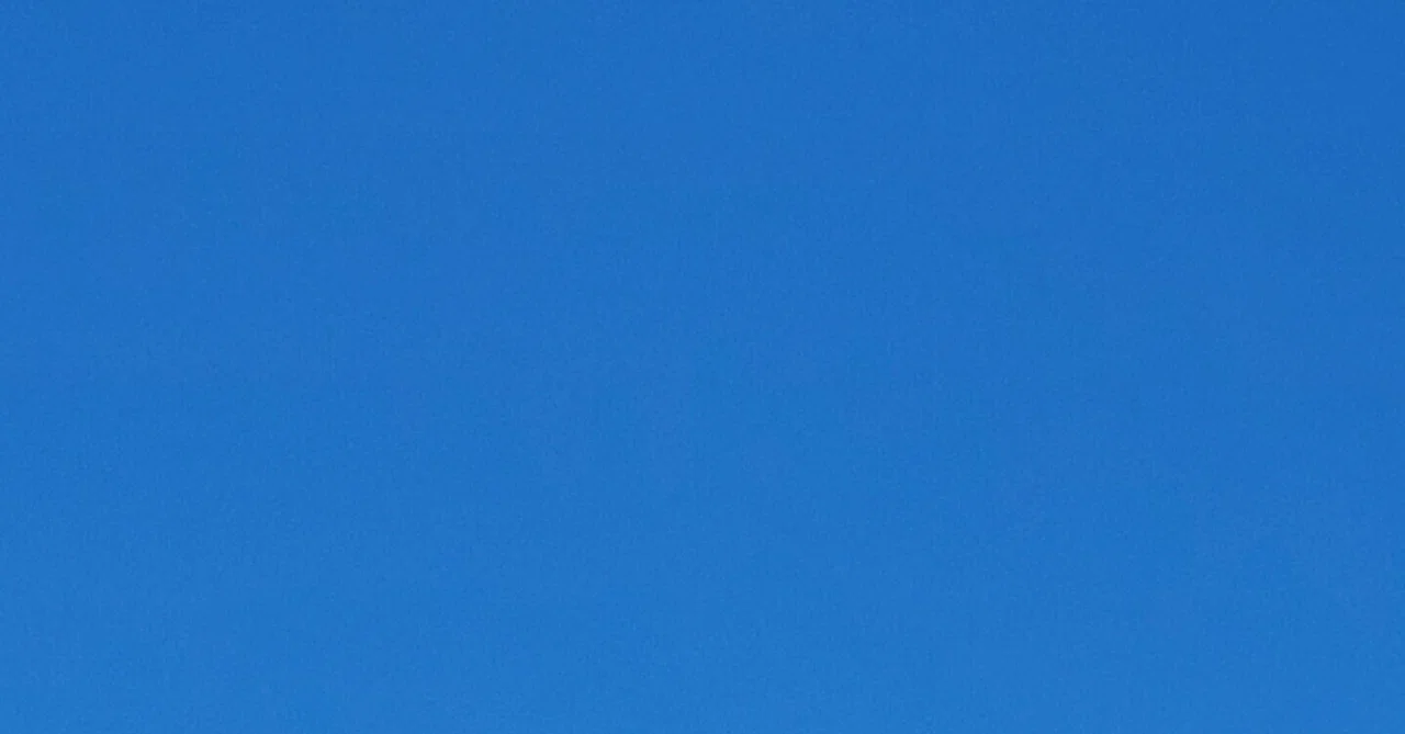 長野県の夏空は真っ青‼️で本当に綺麗だと思わない?|suiju