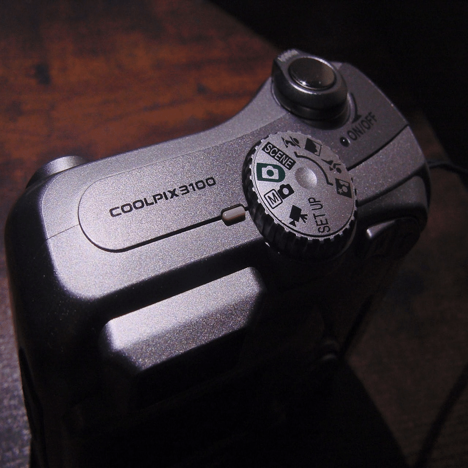 Nikon COOLPIX 3100｜元田中マロ