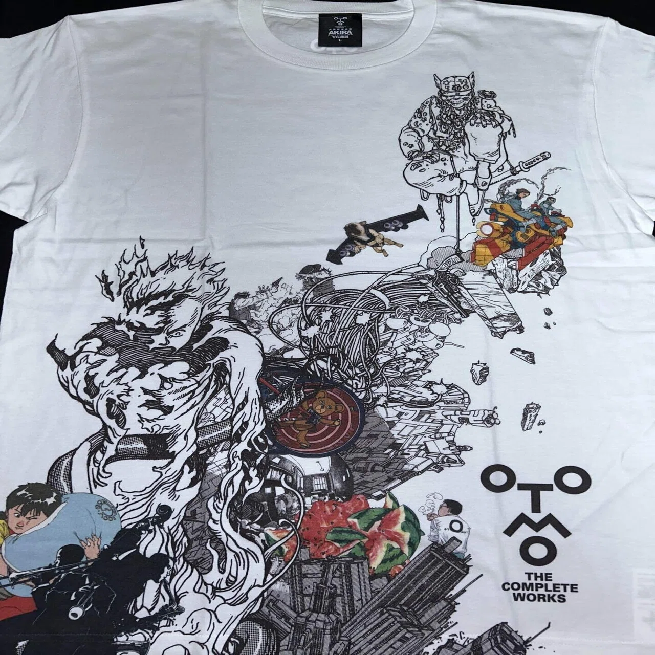 AKIRAセル画展のTシャツ｜柳の木