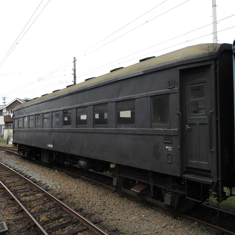 秘匿な珍車〜マニ30形〜｜かんてん