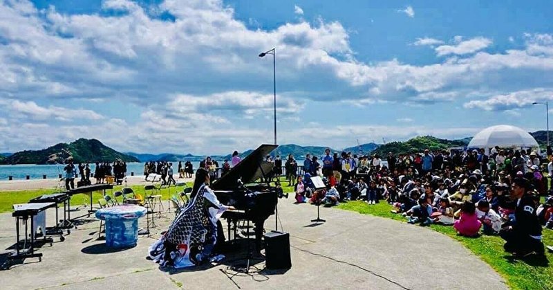 瀬戸内国際芸術祭2019オープニングセレモニーとパブリックアートで宇野港を彩りました