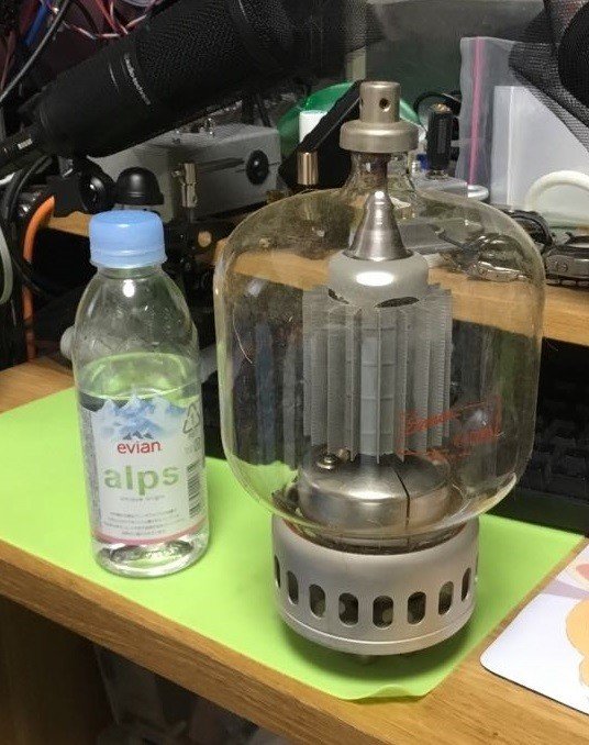電子工作] Enjoy big vacuum tubes! (真空管4-1000A)｜(任)虚空幻想