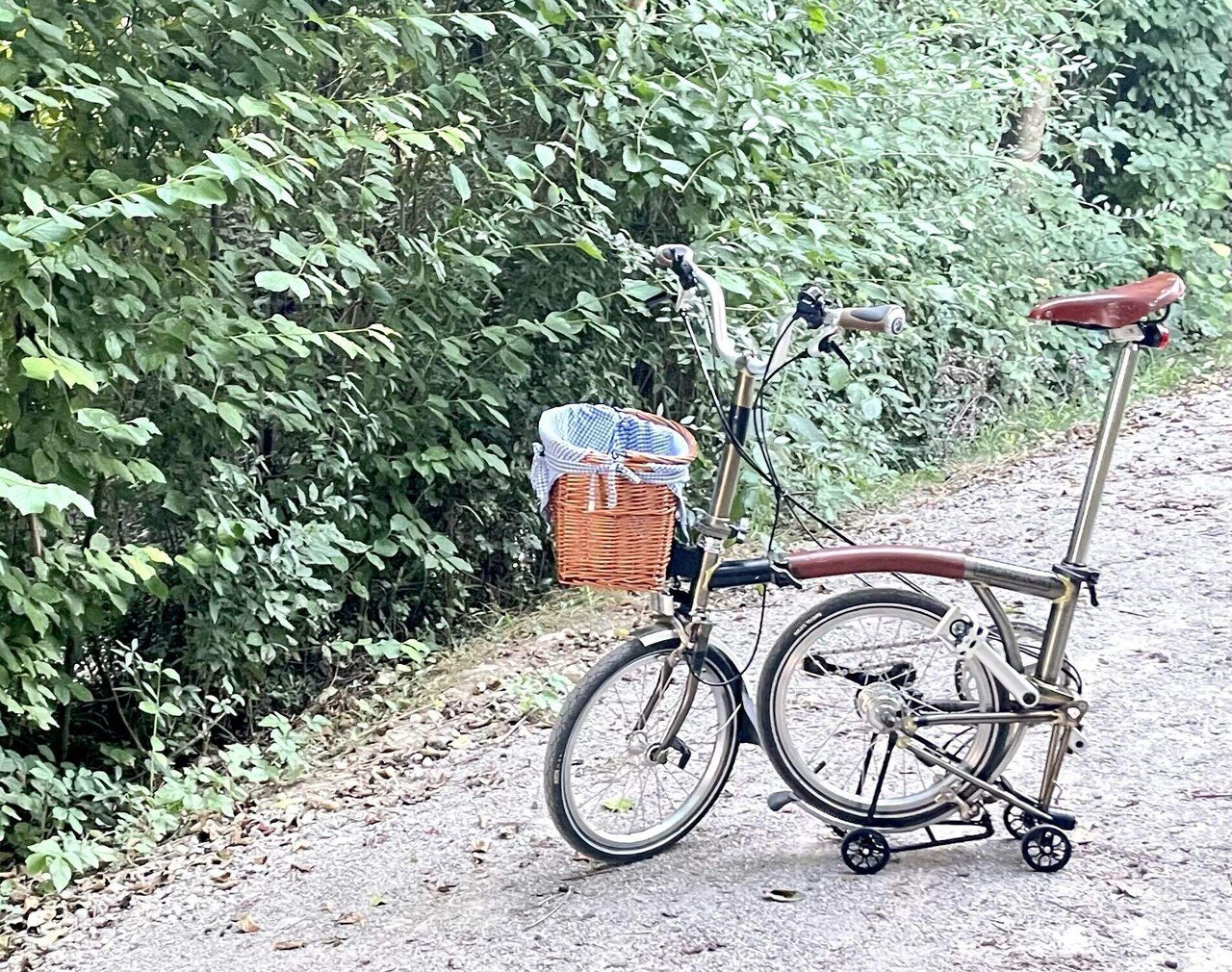 ブロンプトン 前かご FAHRER フロントバスケット 自転車 荷台 カゴ