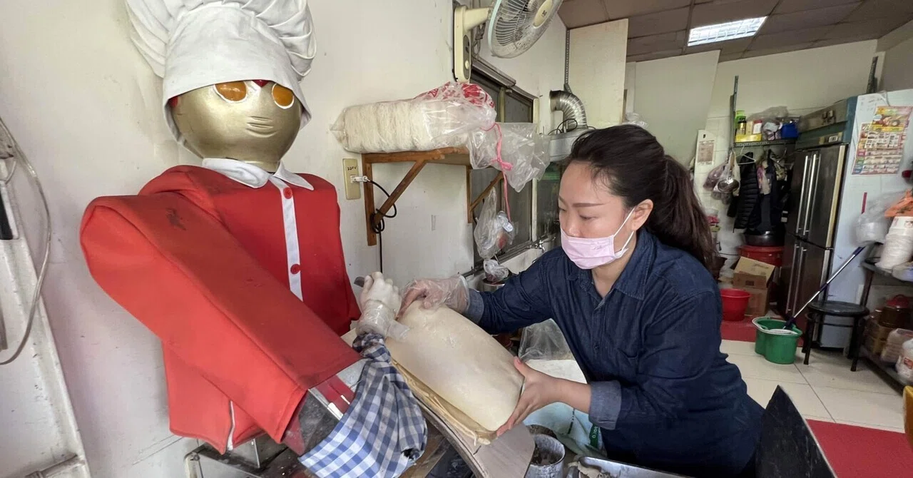 人手不足の台湾、ついに「刀削麺ロボット」登場｜台湾留学のおぼえがき