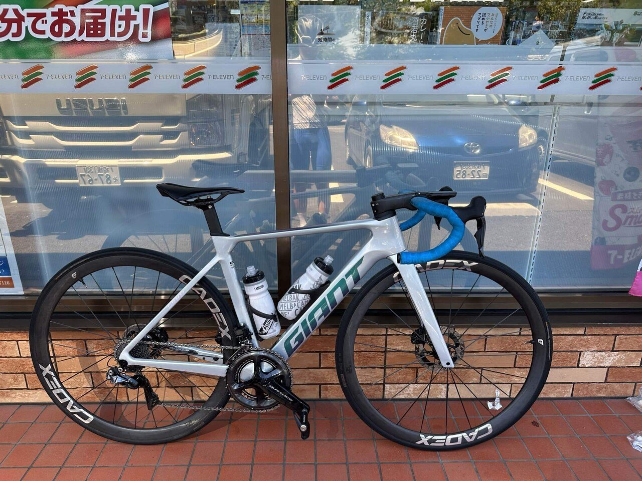 giant ジャイアント　プロペル　ハンドル　360mm Giant Propelに最新の一体型ハンドルを取り付けました！ ヤマダ