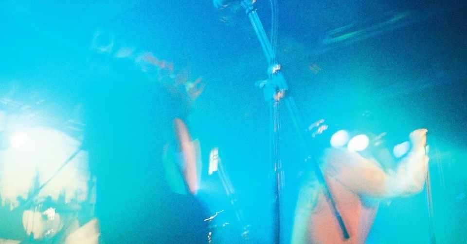楽曲解説 歌詞対訳 1 I Ll Take You Anywhere Bearwear Band Note
