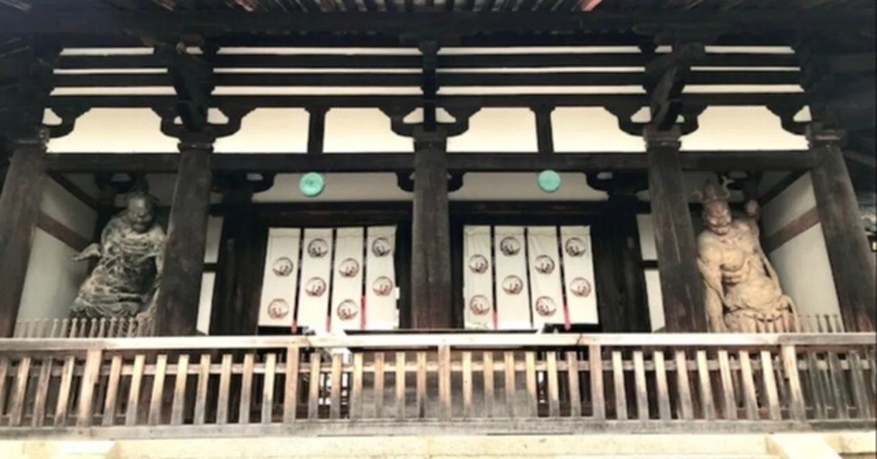最古の金剛力士像が睨みをきかす 【奈良の古刹めぐり―法隆寺Ⅳ「仁王像