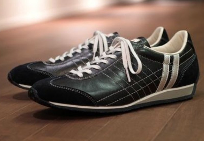 縦のラインがカッコいいスニーカー３傑 野島健治 Np企画 Note