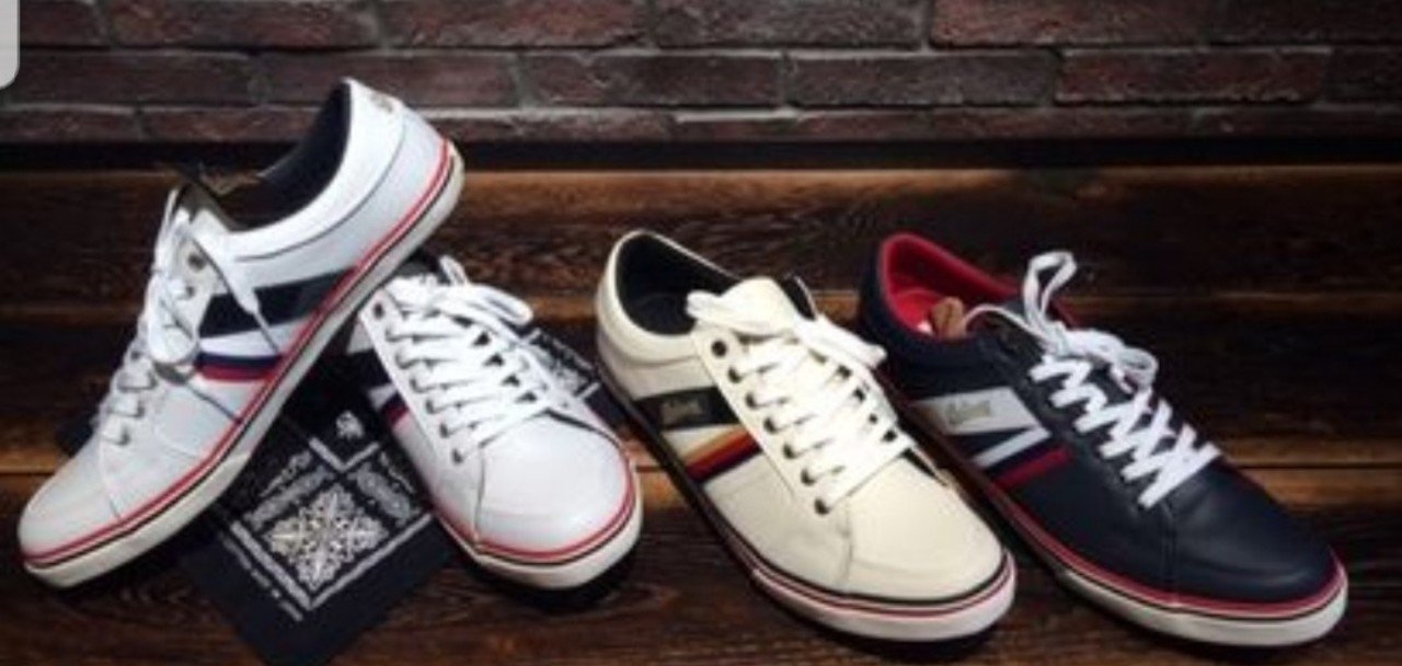縦のラインがカッコいいスニーカー３傑 野島健治 Np企画 Note
